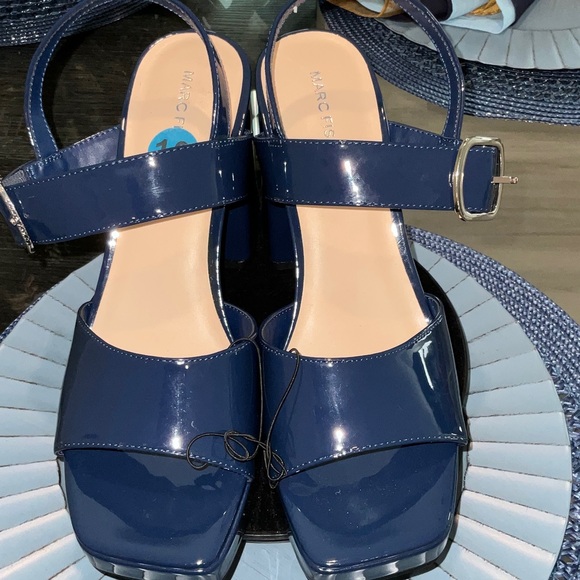 NWOT Marc Fisher Patent Leather Platform Sandals - Picture 8 of 13